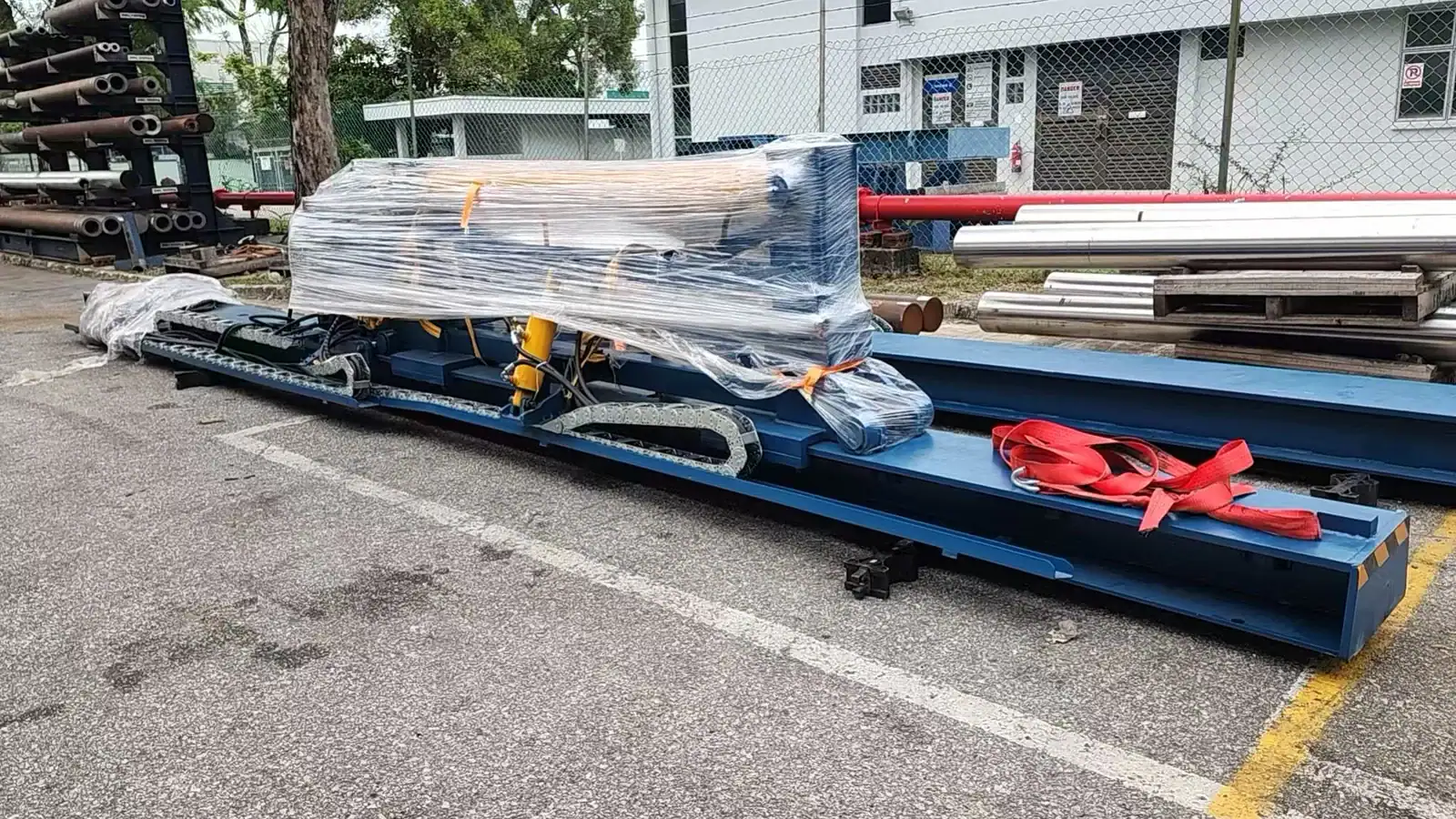 Singapore 10-inch Galip torque machine during site handling